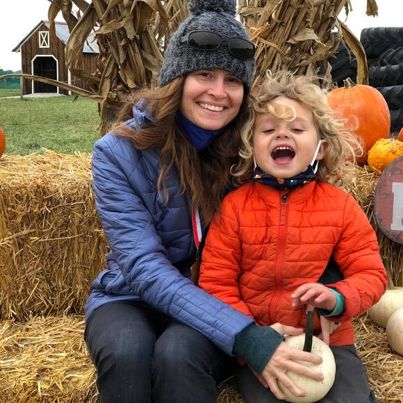 Meet your Posher, Trish - Picture 1 of 1